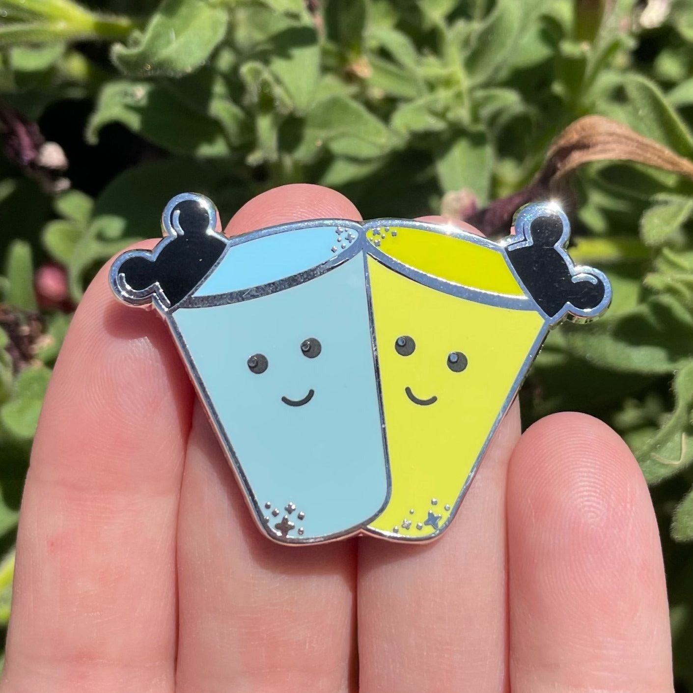 Blue/Green Milk Pin